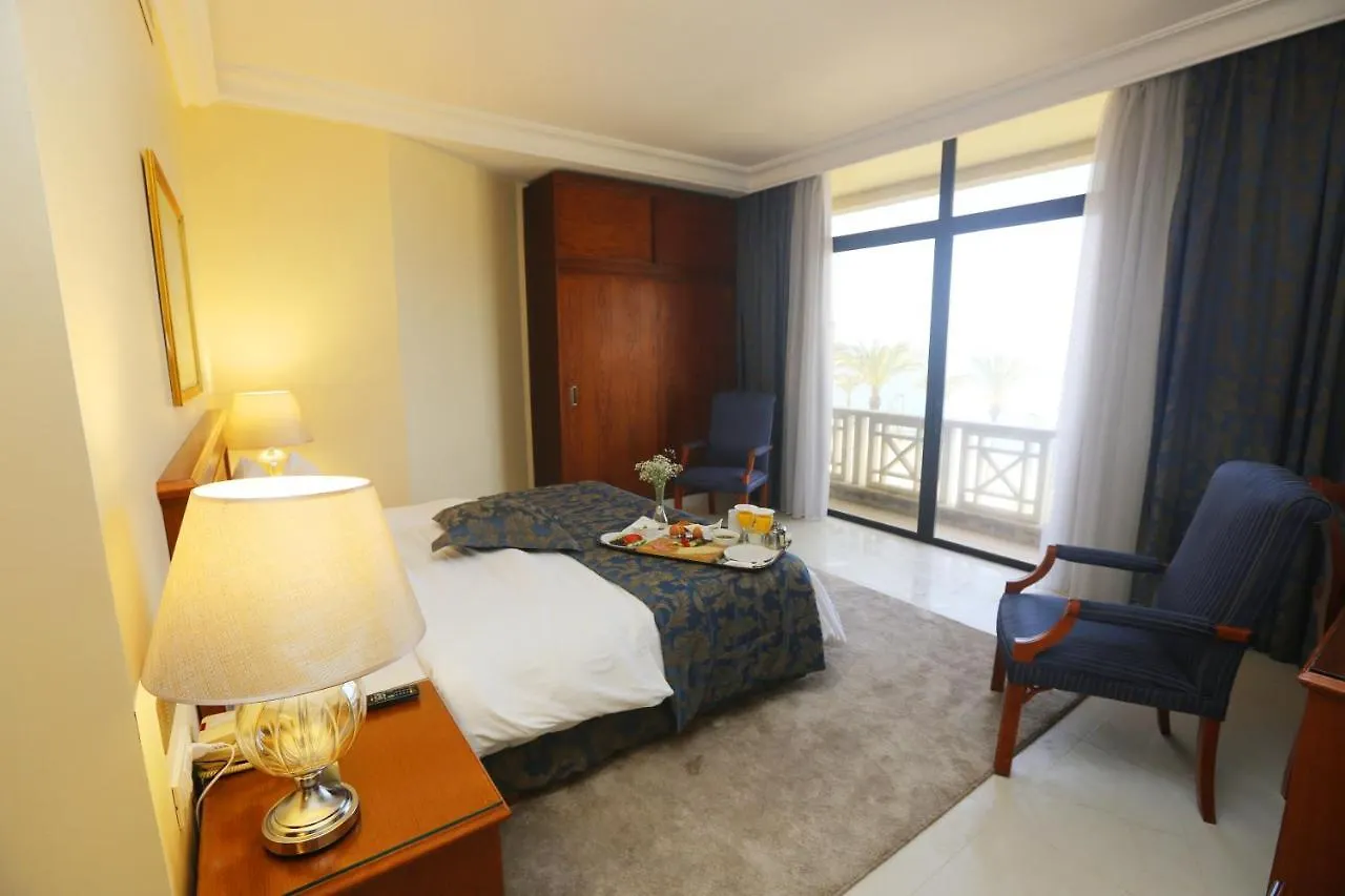 Bayview Hotel Beirut 4*,