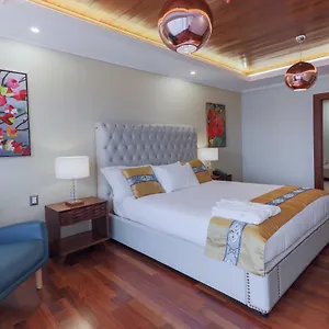Vista Quince 5* Guatemala City