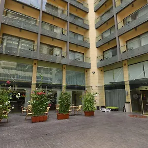 Ramada By Wyndham Downtown **** Бейрут