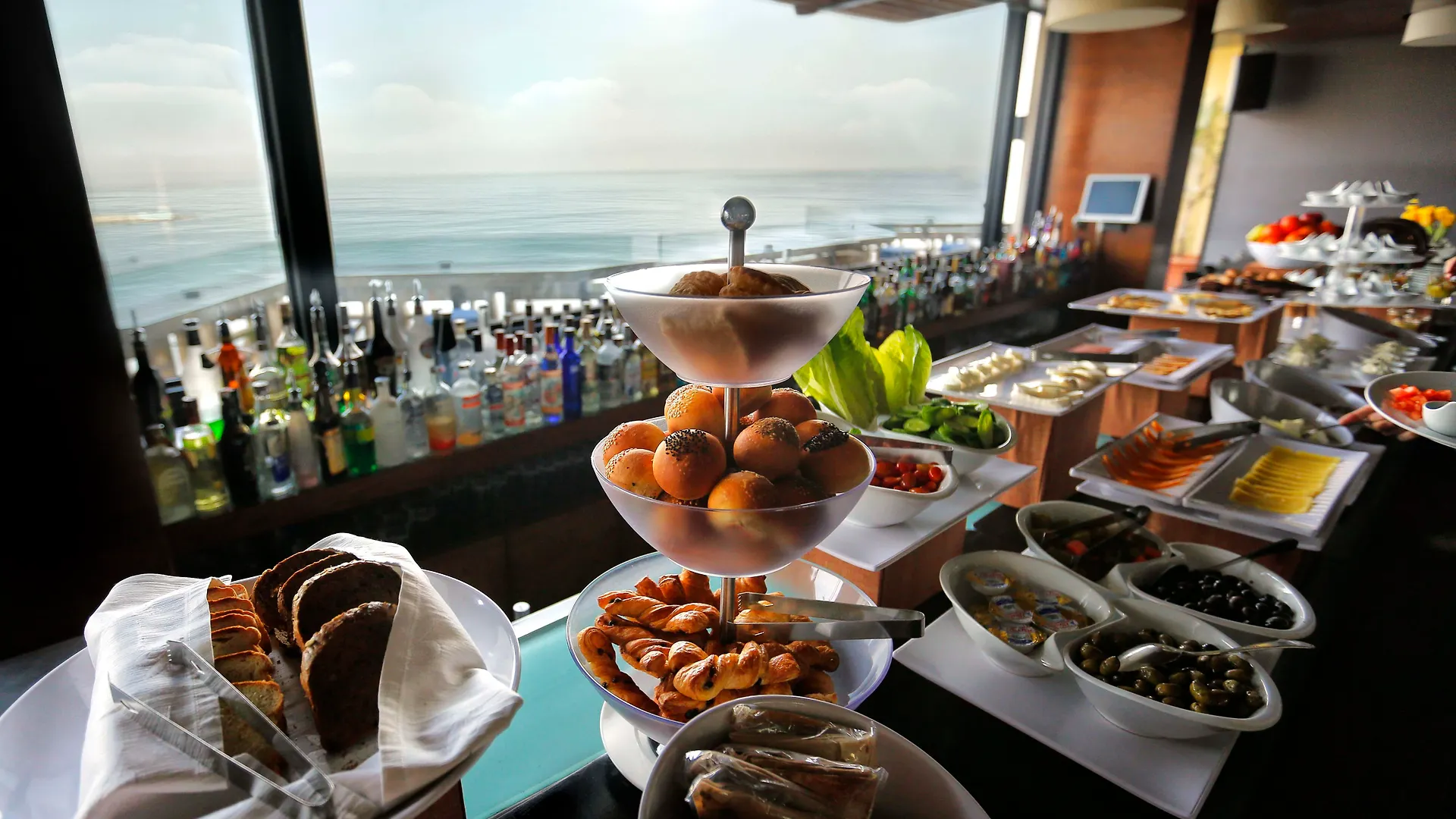 Bayview Hotel Beirut 4*,