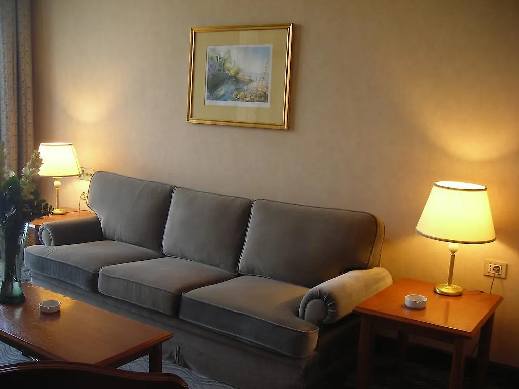 Bayview Hotel Beirut 4*,